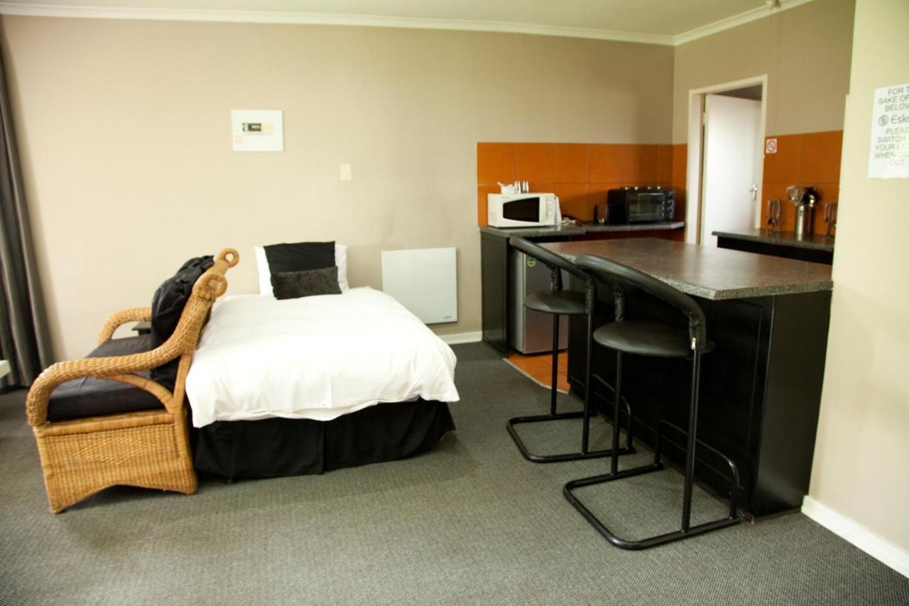 The Gables Middelburg Mpu Hotel ภายนอก รูปภาพ
