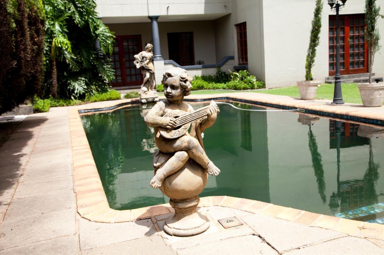 The Gables Middelburg Mpu Hotel ภายนอก รูปภาพ